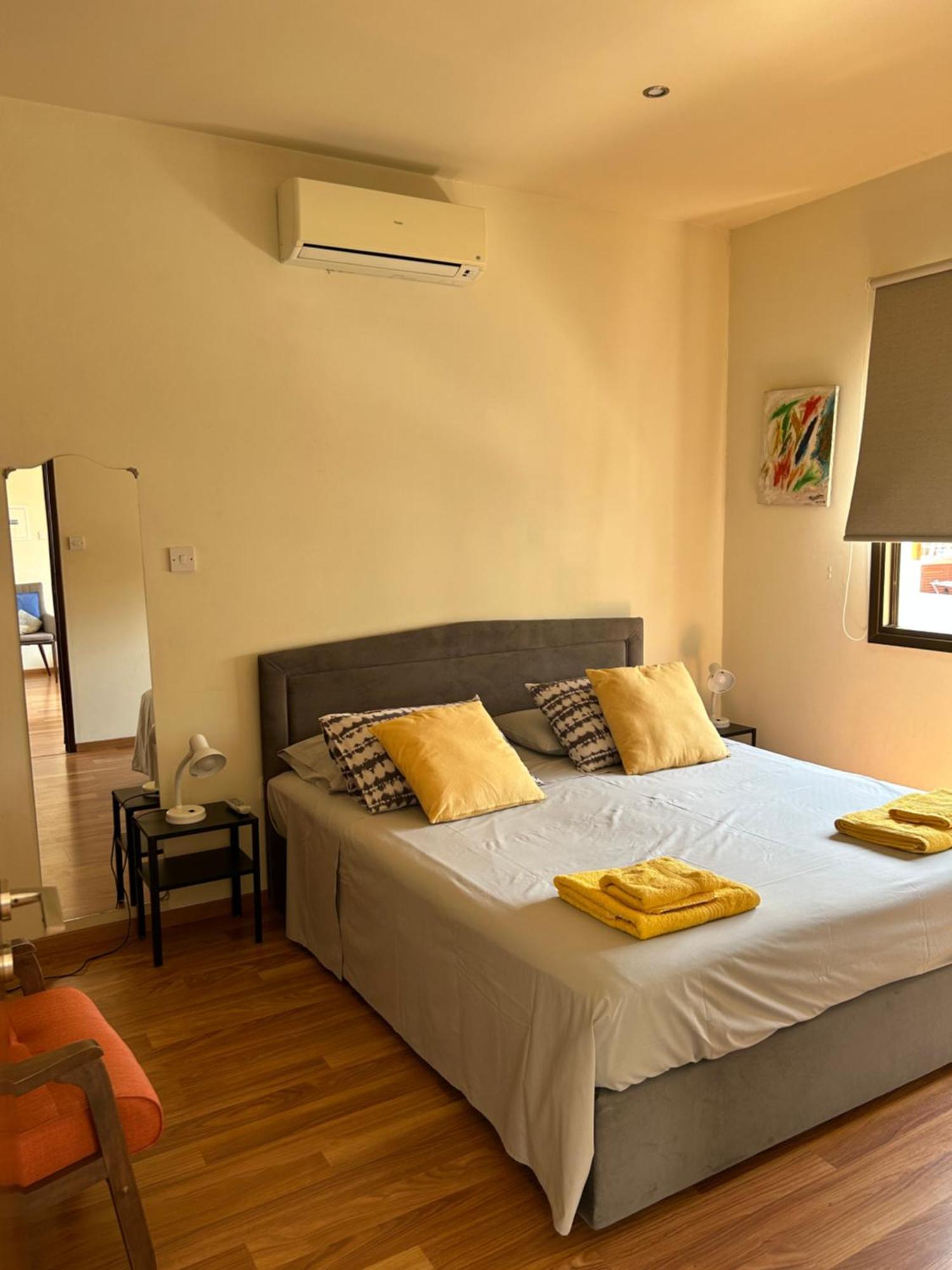 Extremely Comfy Apt With Spacious Private Terrace 10Min Walk To The Beach & In Town Larnaca Exteriör bild